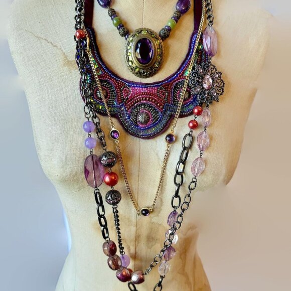 Vintage Layered Necklace Lot: Black Purple Boho Statement 4 Piece Purple Chicos - Picture 1 of 5